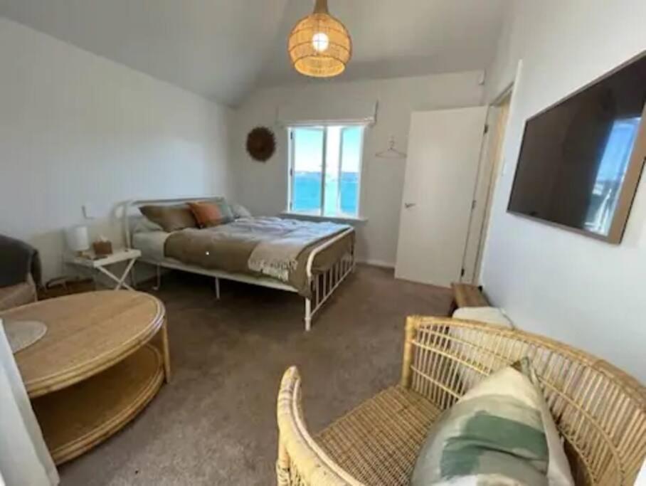 Seaglass Cottage Lower Hutt Exterior photo
