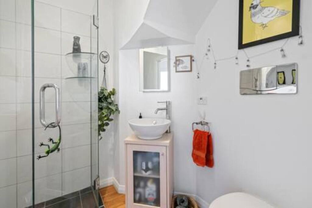 Seaglass Cottage Lower Hutt Exterior photo